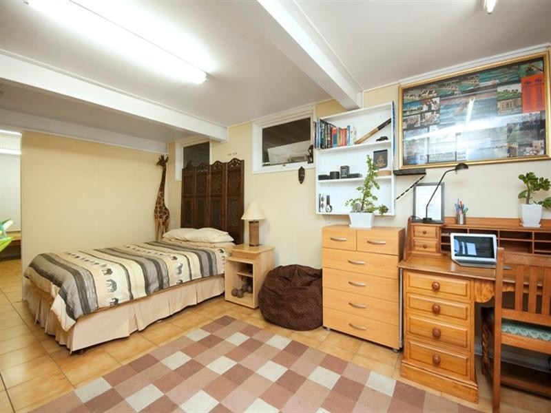 4 Didsbury Street, East Brisbane QLD 4169