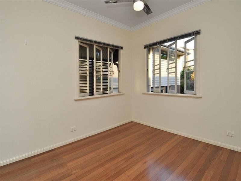 42 Boundary Road, Camp Hill QLD 4152