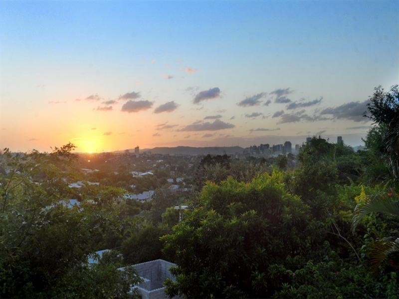 16 Quirinal Crescent, Seven Hills QLD 4170