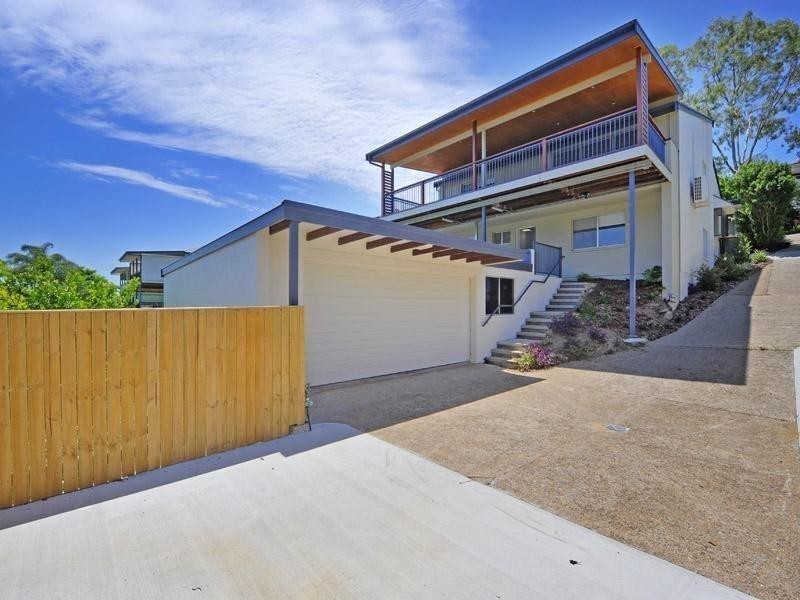 49 Waverley Road, Camp Hill QLD 4152