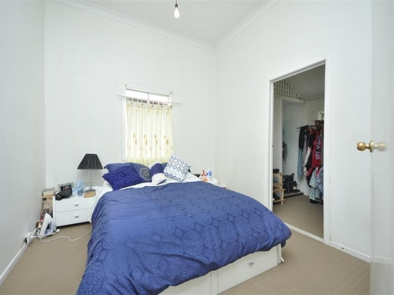 73 Deshon Street, Woolloongabba QLD 4102