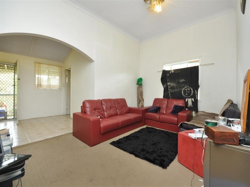 73 Deshon Street, Woolloongabba QLD 4102