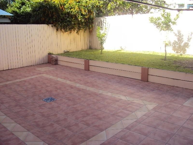 100 Rialto Street, Greenslopes QLD 4120