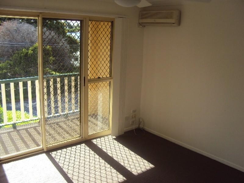 100 Rialto Street, Greenslopes QLD 4120