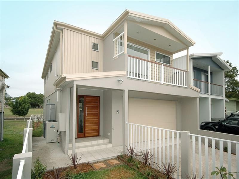 64 Baron Street, Greenslopes QLD 4120