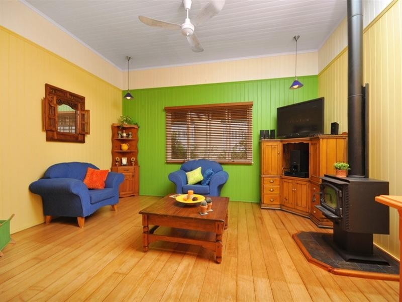 9 Bruce Street, Woolloongabba QLD 4102