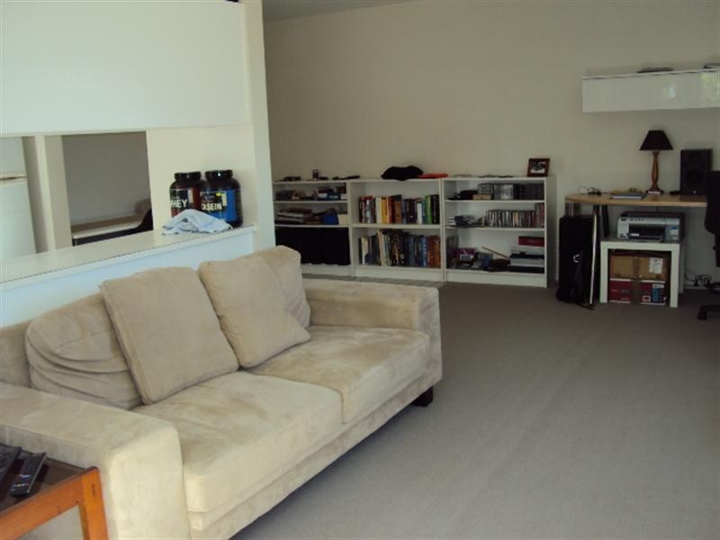 2/8 Barradine Street, Greenslopes QLD 4120