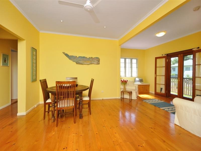 63 Canning Street, Holland Park QLD 4121