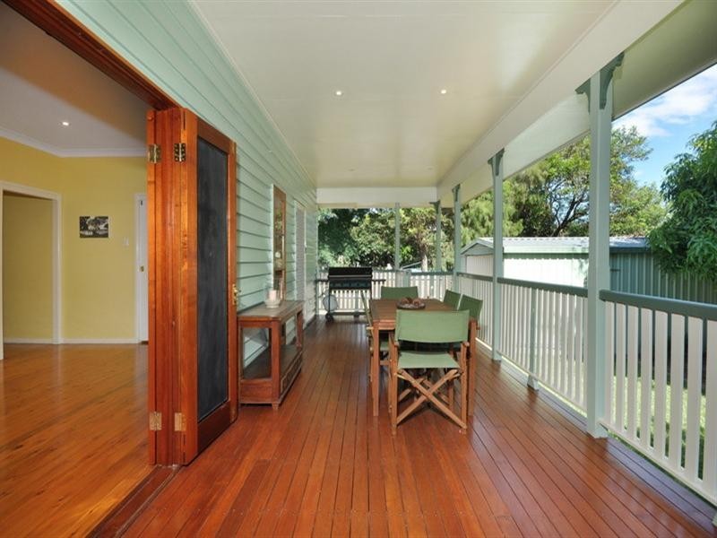 63 Canning Street, Holland Park QLD 4121