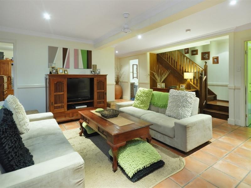 58 Hipwood Avenue, Coorparoo QLD 4151