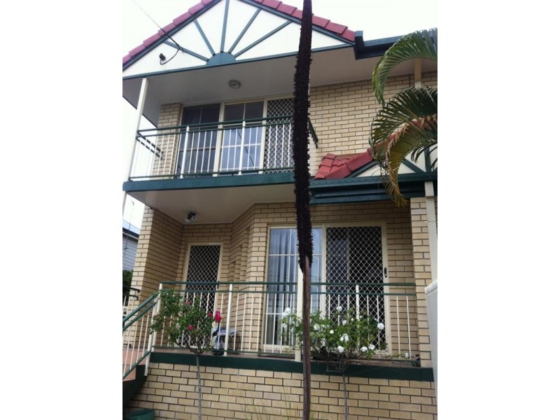 4/43 Ninth Avenue, Coorparoo QLD 4151