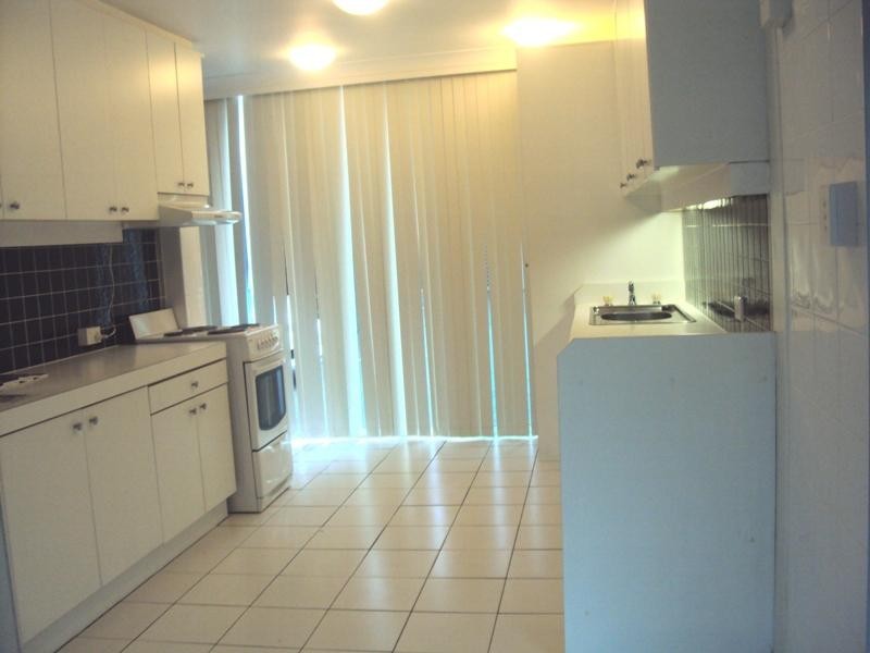 4/52 Rutland Street, Coorparoo QLD 4151