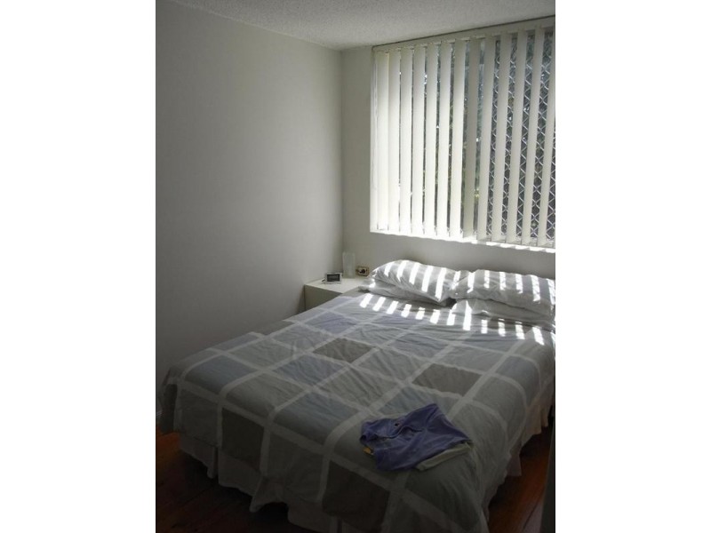 4/12 Birdwood Street, Coorparoo QLD 4151