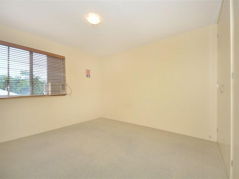 1/35 York Street, Coorparoo QLD 4151