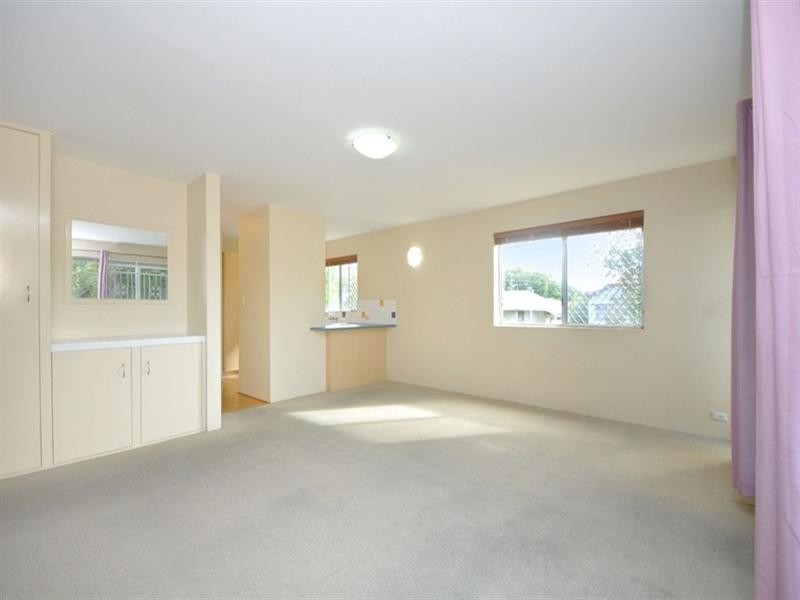 1/35 York Street, Coorparoo QLD 4151