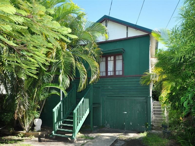 24 Bennetts Road, Camp Hill QLD 4152