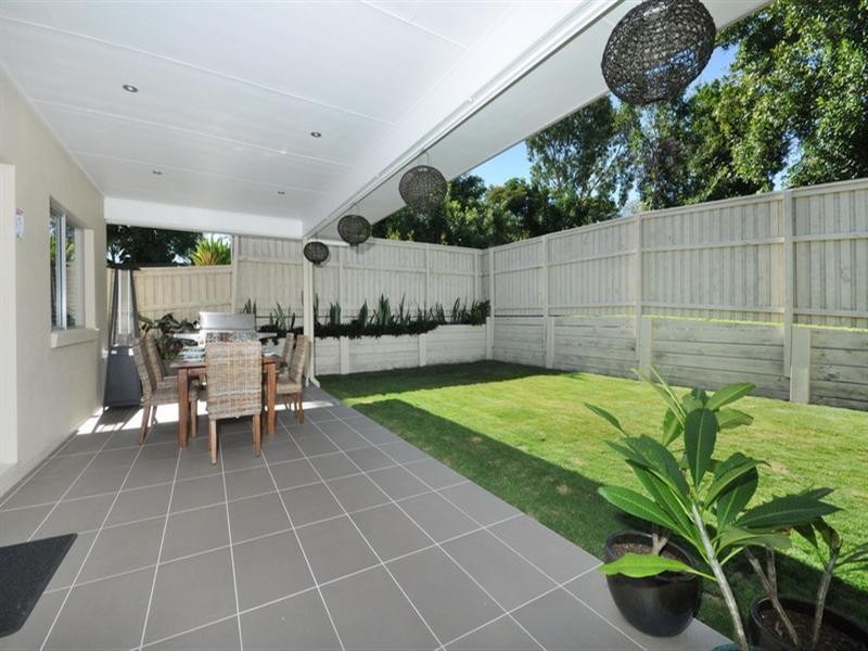 92 Effingham Street, Tarragindi QLD 4121