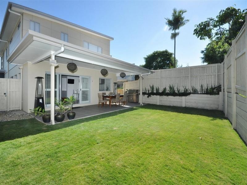 92 Effingham Street, Tarragindi QLD 4121