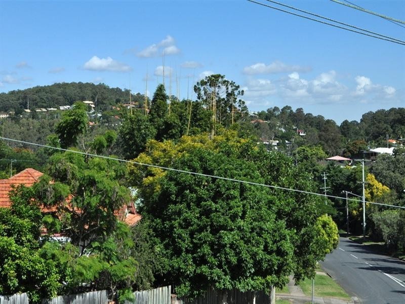 92 Effingham Street, Tarragindi QLD 4121