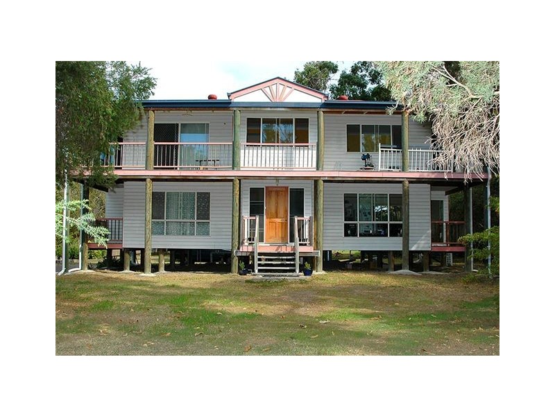 27 Tingalpa Street, Wynnum West QLD 4178