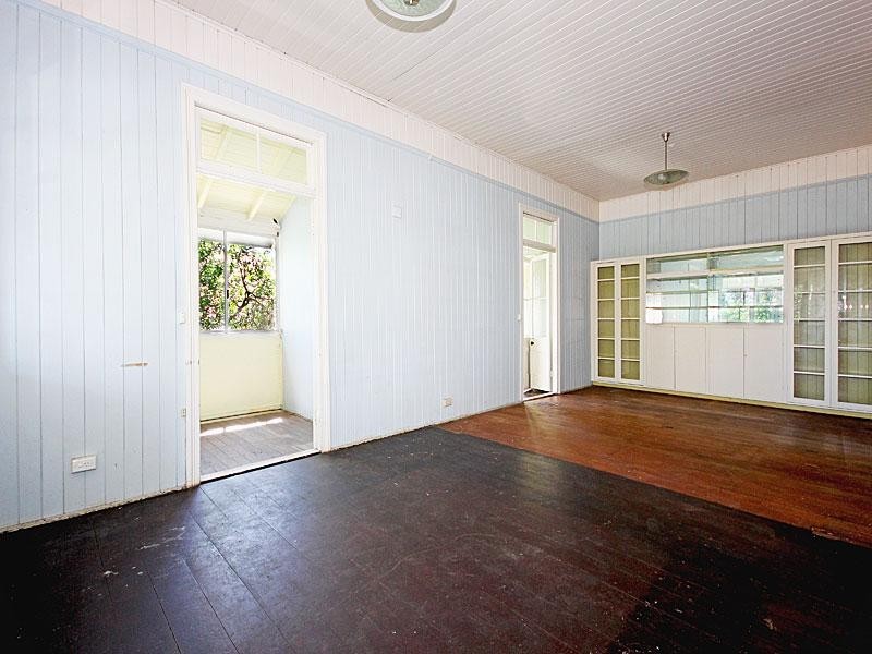 81 Chatsworth Road, Greenslopes QLD 4120