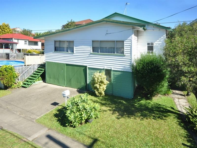 30 Burke Street, Coorparoo QLD 4151