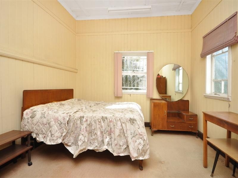 30 Burke Street, Coorparoo QLD 4151