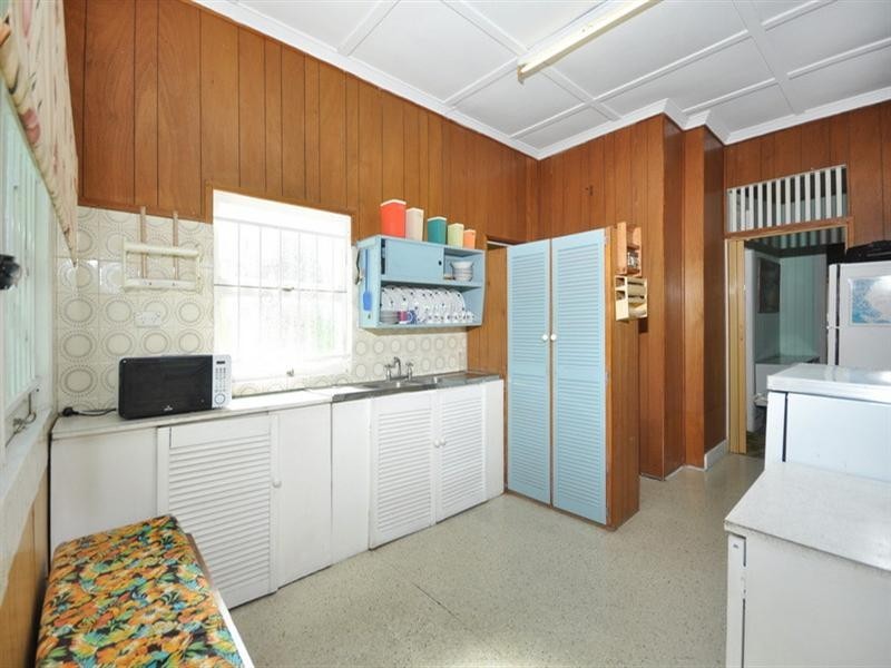 30 Burke Street, Coorparoo QLD 4151