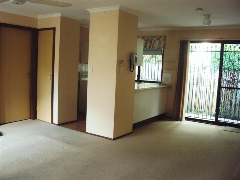 2/159 Watson Street, Camp Hill QLD 4152