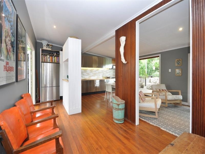 370 Cavendish Road, Coorparoo QLD 4151