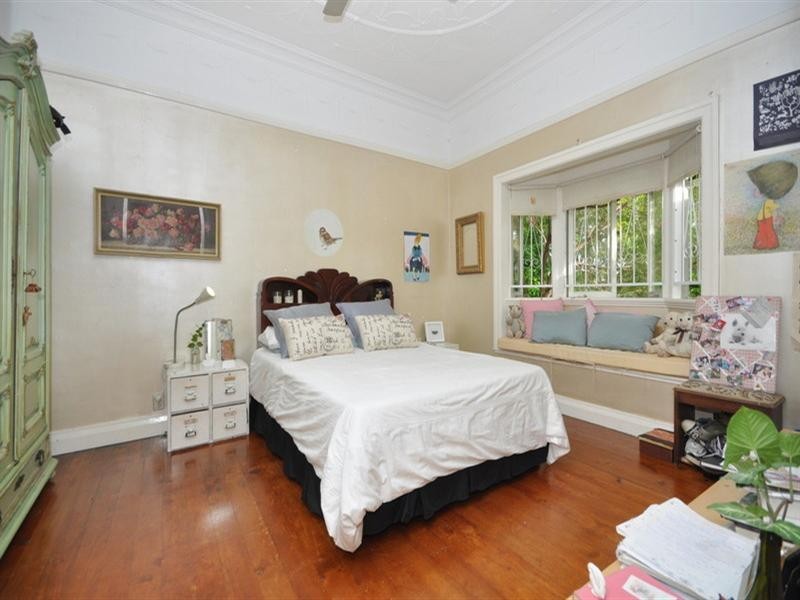 370 Cavendish Road, Coorparoo QLD 4151