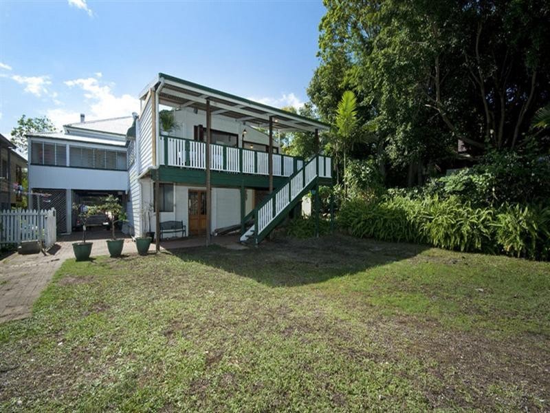 4 Didsbury Street, East Brisbane QLD 4169