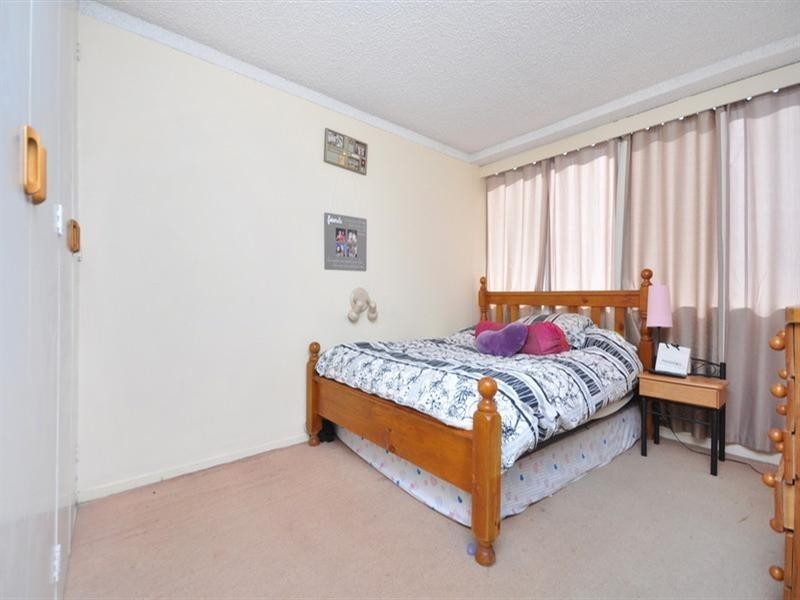 4/223 Cavendish Road, Coorparoo QLD 4151