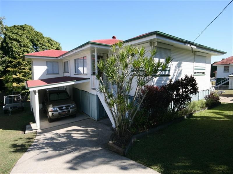 109 Layard Street, Holland Park QLD 4121