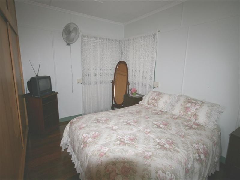 109 Layard Street, Holland Park QLD 4121