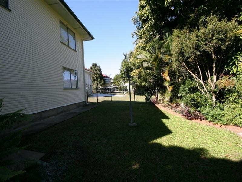 109 Layard Street, Holland Park QLD 4121