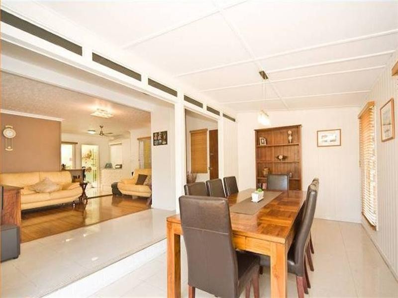 138 Bapaume Road, Holland Park West QLD 4121