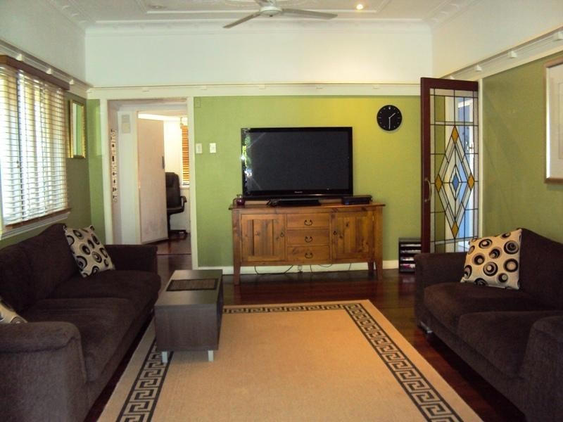 95 Milsom Street, Coorparoo QLD 4151