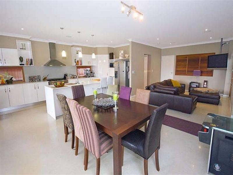 18 Vanda Street, Woolloongabba QLD 4102