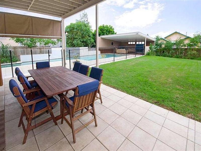 18 Vanda Street, Woolloongabba QLD 4102