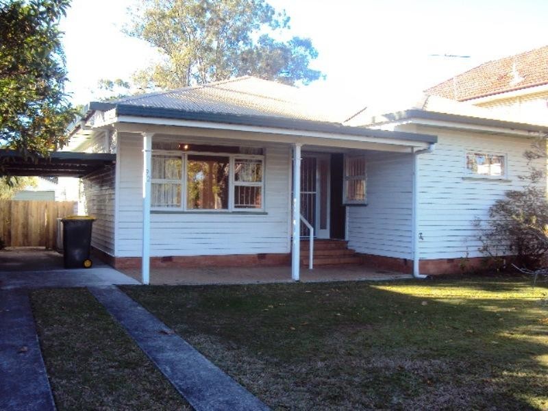 92 Solar Street, Coorparoo QLD 4151