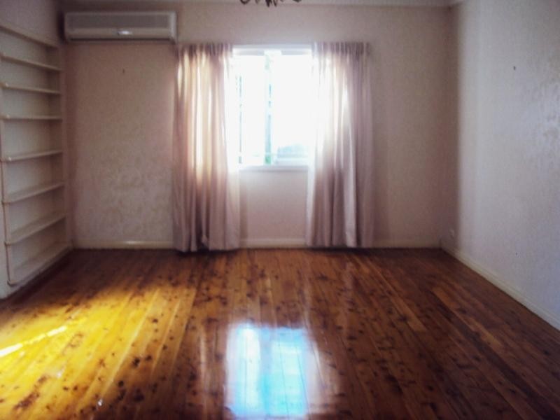 92 Solar Street, Coorparoo QLD 4151