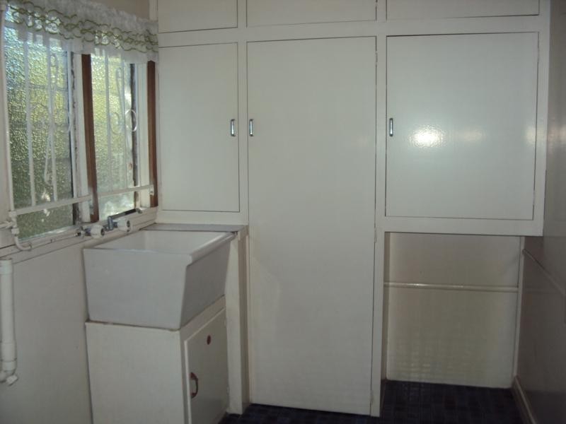 92 Solar Street, Coorparoo QLD 4151