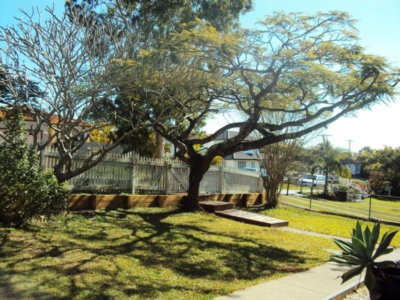 82 Lancaster Street, Coorparoo QLD 4151