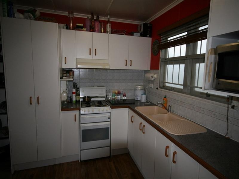 34 Third Street, Camp Hill QLD 4152