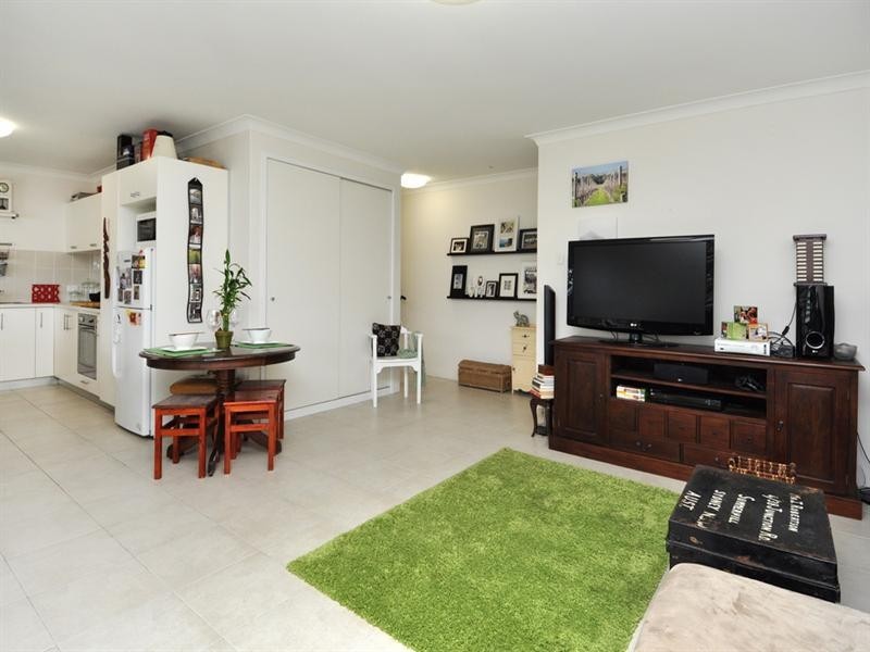 9/117 Chatsworth Road, Coorparoo QLD 4151