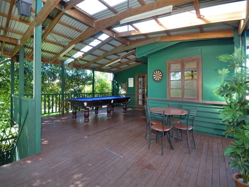 24 Bennetts Road, Camp Hill QLD 4152