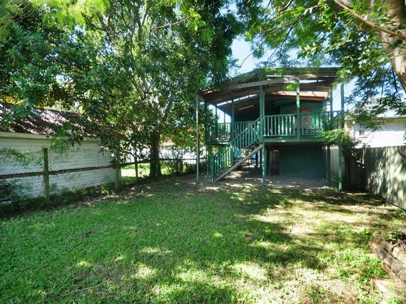 24 Bennetts Road, Camp Hill QLD 4152