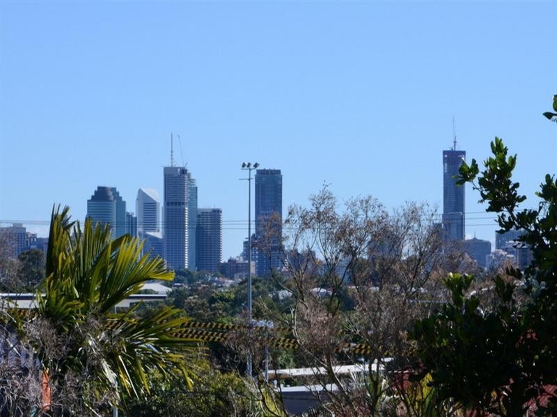 6/10 Knowsley Street, Greenslopes QLD 4120