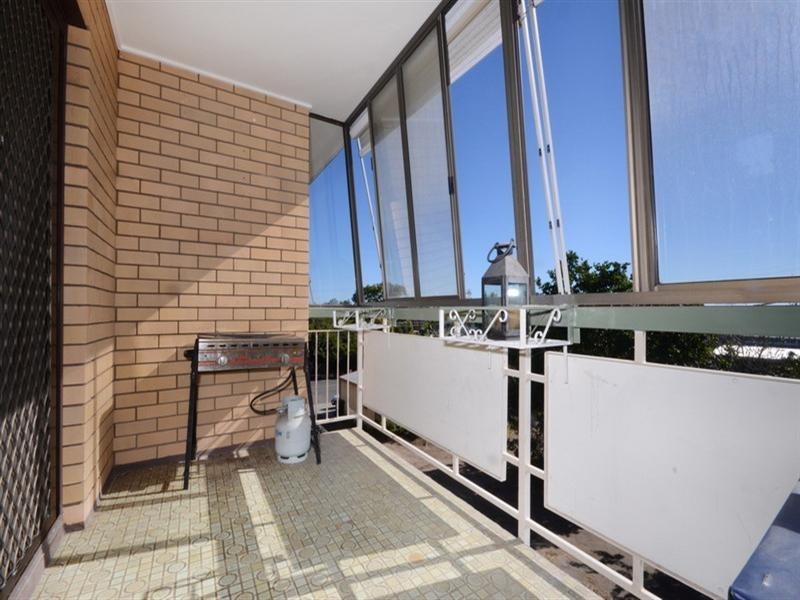 6/10 Knowsley Street, Greenslopes QLD 4120